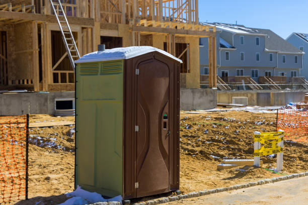 Porta potty delivery and setup in Hustisford, WI